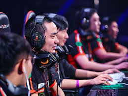 Pendidikan Berkelanjutan untuk Pro Player E-Sport: Memastikan Keseimbangan antara Kompetisi dan Keterampilan Hidup